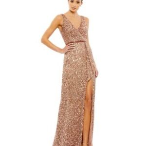 Mac Duggal 5539 Glittering Copper V-Neck Gold Maxi Gown Prom Size 0